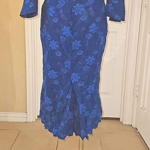 L'Wren Scott Stretch-Lace Floral Midi Dress - Picture 9 of 12